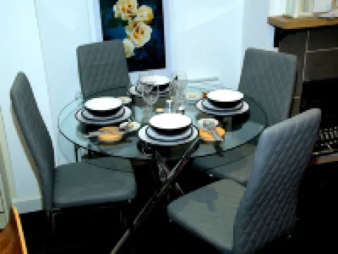 A Modern, Comfy Newly Remodeled 2Bd House Hotels in Dagenham