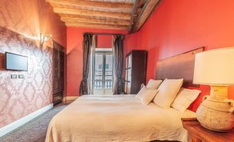 A Due Passi Dalla Mole Antonelliana by Wonderful Italy