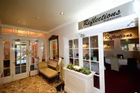The Crescent Hotel - شاطئ
