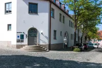 Limehome Dachau Konrad-Adenauer-STR Hotels near St. Jakob