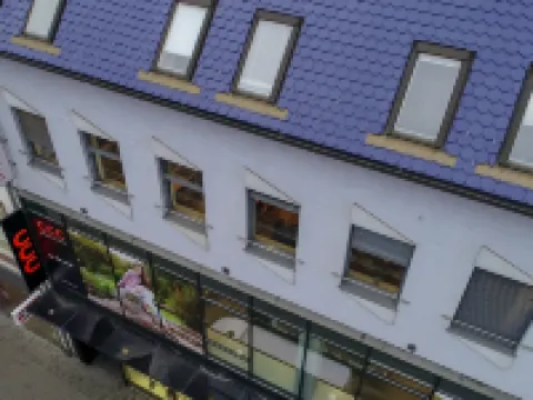 Chors Like a Hotel - Hostel Hoteles en Bratislava I