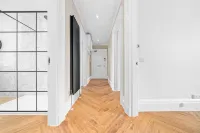 Stylish 4 Bed-Town Centre Hotels in 