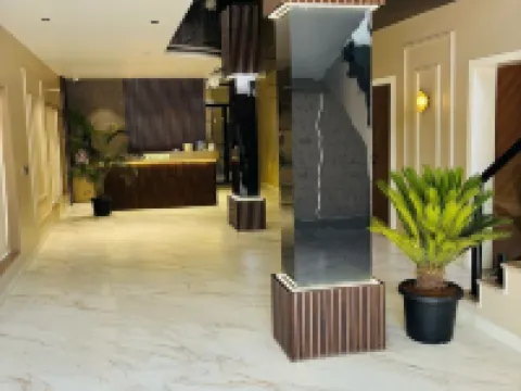 ホテル メリタス マウント アブ アビュー・ロードのホテル