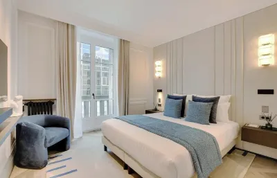 LUXE- A PERFECT BLEND OF CHARM, COMFORT & MODERNITY SAINT GERMAIN- RUE DE RENNES Hotels in Paris