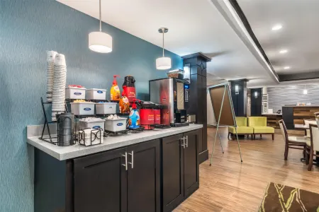 Best Western Plus Liberal Hotel  Suites