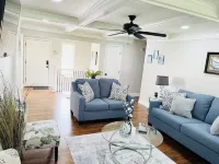 Superb 4BR/Suite NKC Near KC Chiefs, Soccer Stadiums, Airport & Entertainment