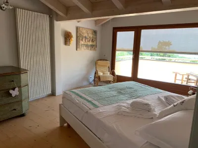 Villa with wonderful lake Garda view, garden and swimming pool Hotels near Sigurta' Emporio