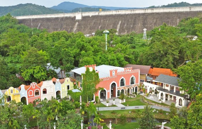 ภูไอยรา รีสอร์ท นครนายก