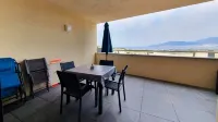 Superb T2 apartment with a beautiful view of the sea and the Bloody Islands