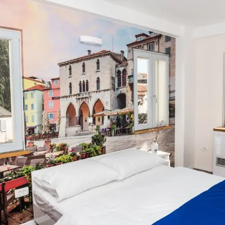 VILLA GALLA Big house on the best location of old town Split,420m2 hotel comfort