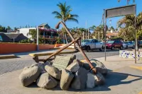 Life Bucerias 402 Apt Just One Block on the Beach in Golden Zone