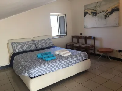 Modern penthouse with a large terrace with sea view located 150 meters from the beach Hotels in 