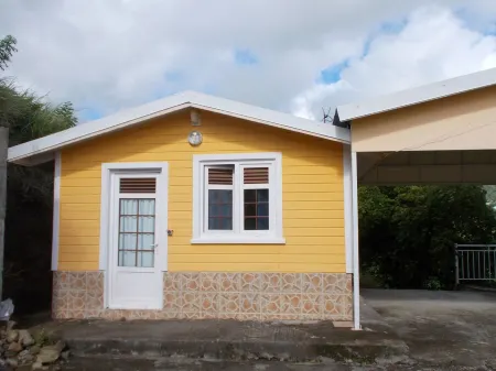 Caribbean bungalow, fountain of youth ...