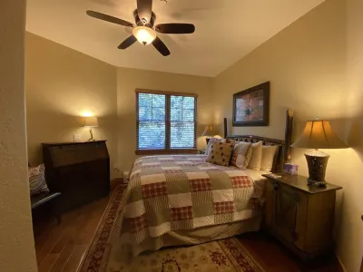 Gorgeous Beaver Creek 2 bed 2 bath condo at the Lodge at Brookside Hotels near Stone Creek