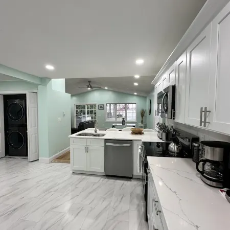 Renovated Water front home near the highway. Access to Lake&beach available
