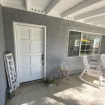 The Bluebird House Near Wineries Historic Downtown Murrieta