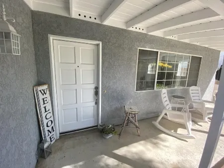 The Bluebird House Near Wineries Historic Downtown Murrieta
