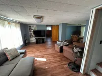 Charming 3-bedroom farmhouse in Rock Stream including vineyard and winery tour. Hotels in Starkey