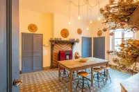 Le Corps de Logis Hotels in Couvin