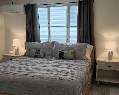 Beautiful renovated 2 bedroom 1 bathroom home 2 blocks from beach! Hotels in Arecibo
