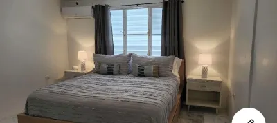 Beautiful renovated 2 bedroom 1 bathroom home 2 blocks from beach!