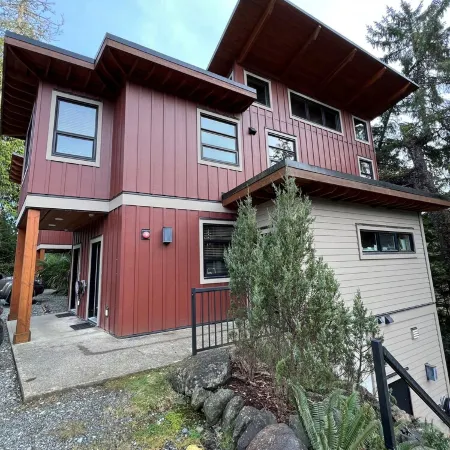 RAINFOREST GETAWAY - Directly on Spring Cove!