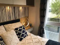 Southview VIP lodge brand new for 2020 stunning lodge fitted to 5 star standard 파밀리 엔터테인먼트 리조트 주변 호텔