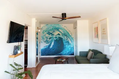 Prince Kuhio Condo  - Steps to the beach!