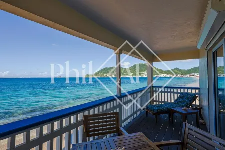 Nice Apartment on the Beach at Grand Case Отели в г. Горанд-Кейс