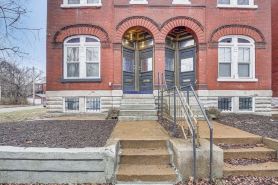 Welcome to comfort!  Private condo near local sports and entertainment venues.