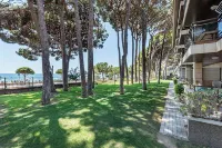 Can Costelles - Ático en Primera Línea con Vistas al Mar, Piscina y Parking