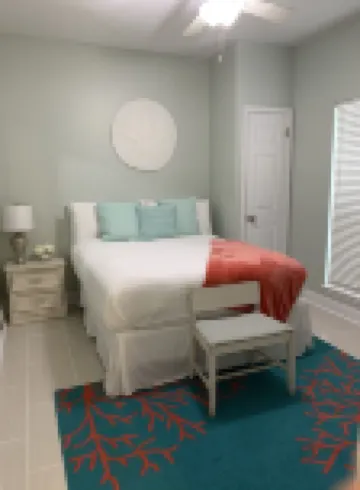 Nantucket Cottage #11B - Downstairs Cottage