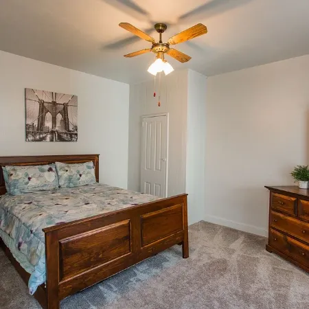 Lovely Downtown Townhome