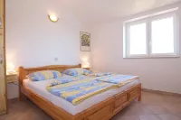 Sea view, 300m to the beach, 3 bedrooms, 2 bathrooms, washing machine / dishwasher Hotels in Brulo