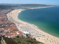 T2 4 km from the beach, with pool and garden