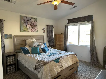 Cozy Rio Rancho home with easy access to Santa Fe, Albuquerque, or Jemez Springs