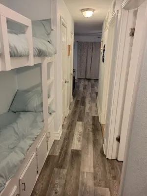 Clean beach style condo on the beach!!!
