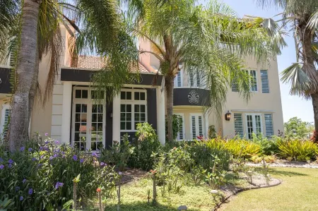 Family friendly 3500ft² villa w/Private Pool, BBQ, 100mbp, near Boqueron & Buye