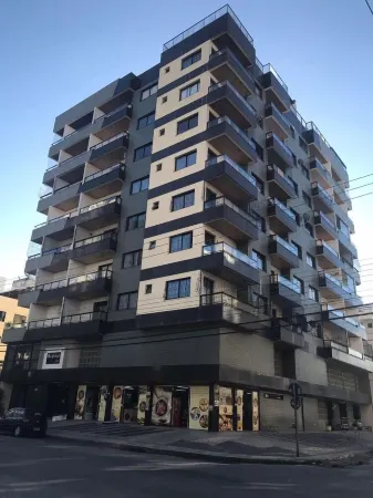 Penthouse with 6 bedrooms, 5 of which are suites, 2 living rooms, swimming pool, barbecue area Отели рядом с достопримечательностью «Praia das Castanheiras»