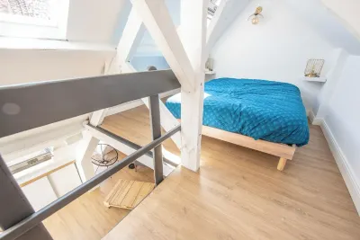 Charming Duplex downtown Hotels near Center Care Support And Prevention En Addictologie