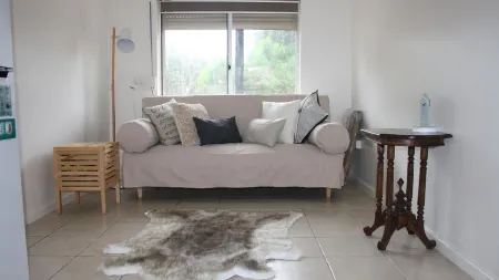 Downstairs at Green: Executive apartment.