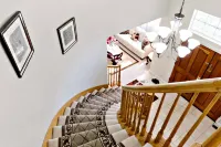 Impressive Exec. Luxury Home. Pool & SPA. Beautiful, Clean, Spacious, Convenient Hotels in Union City