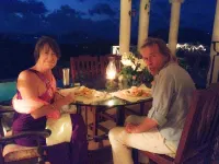 Ocean View villa. 5 min drive to 4 seasons and beach