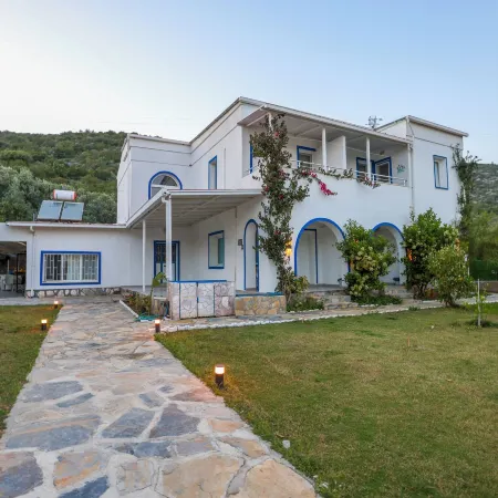 Yalıyanı Pansiyon