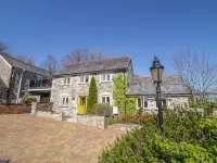 Cornflower Cottage Hotels in Saint Columb