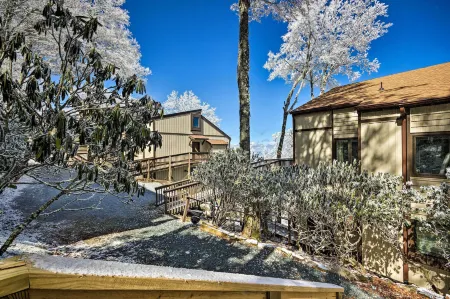 Beautiful Beech Mountain Condo w/ Private Balcony!