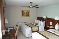 Hotel Villa Magna Poza Rica - parking