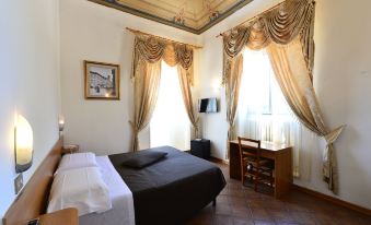 Hotel Iris
