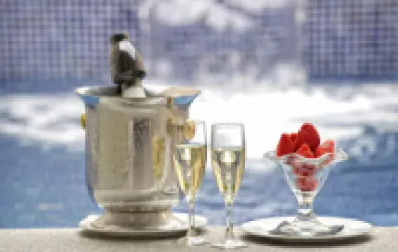 Zouk Hotel Hotels in Alcala de Henares