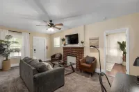 Bright And Newly Remodeled Apartment Near Emu 1 2 Bedroom Apts فنادق في Ypsilanti